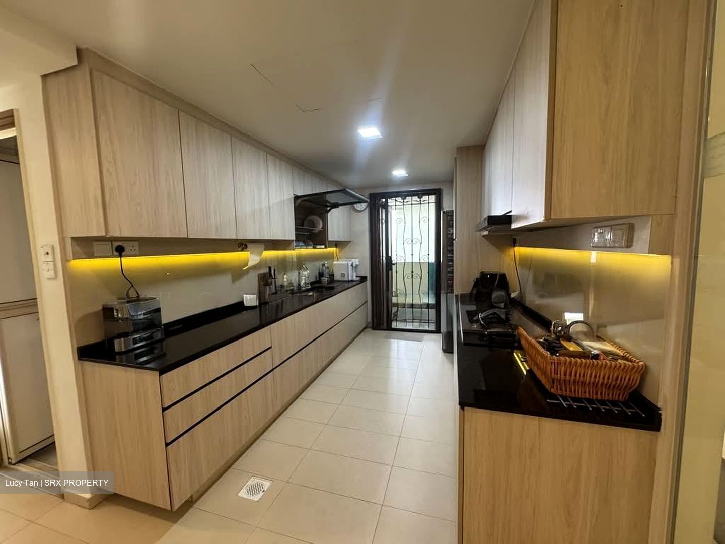 Simei Green Condominium (D18), Condominium #578580231
